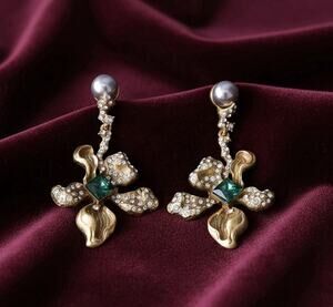 Museum Earrings Antique Gold Medieval Pearl Flower Art Deco Boho VTG Statement